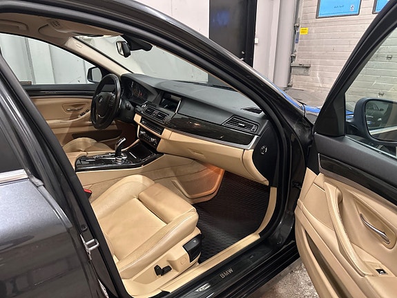BMW 528 13 of 17