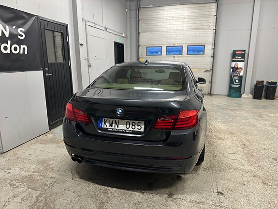 BMW 528 4 of 17