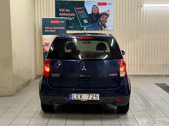 Mitsubishi Colt 6 of 10