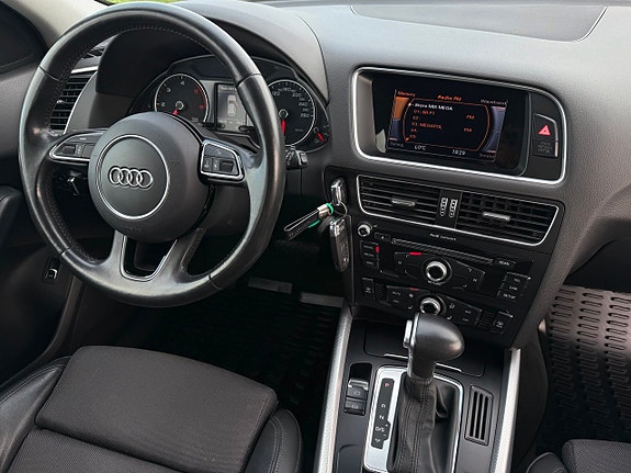Audi Q5 8 of 25