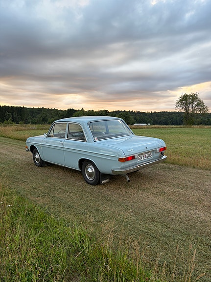 Audi 60 2 of 10