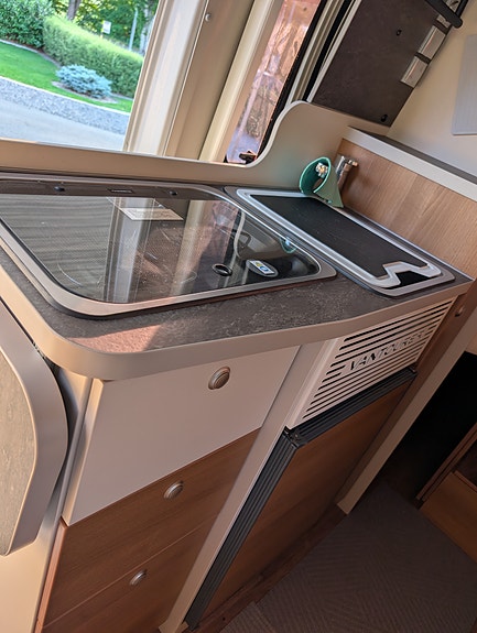 VANTourer 600L 8 of 13