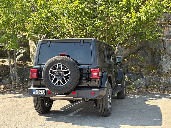 Jeep Wrangler 6 of 25