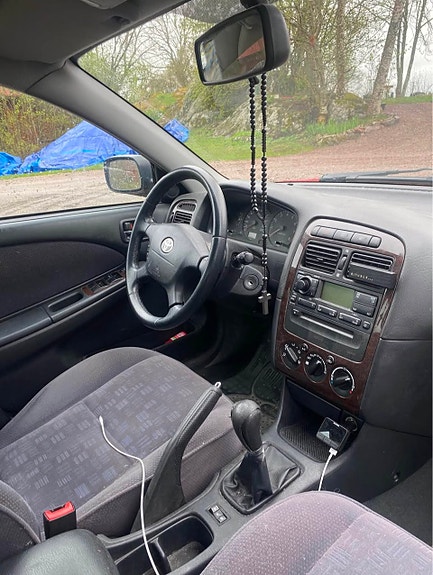 Toyota Avensis 5 of 6