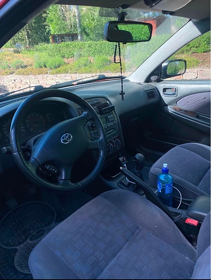 Toyota Avensis 6 of 6