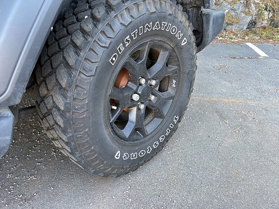 Jeep Wrangler Unlimited 8 of 26