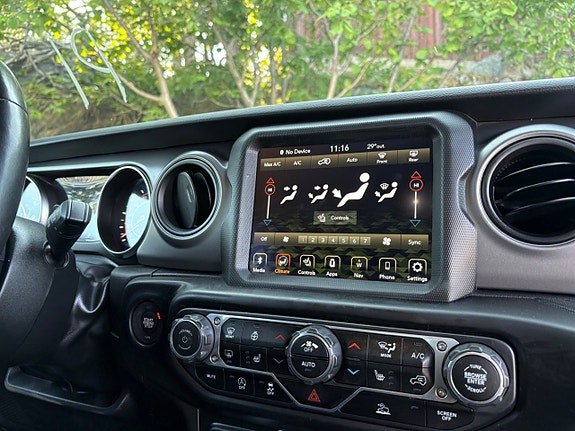 Jeep Wrangler Unlimited 18 of 26
