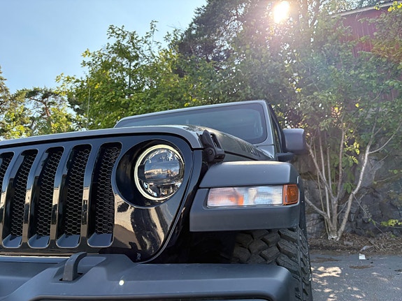 Jeep Wrangler Unlimited 7 of 26