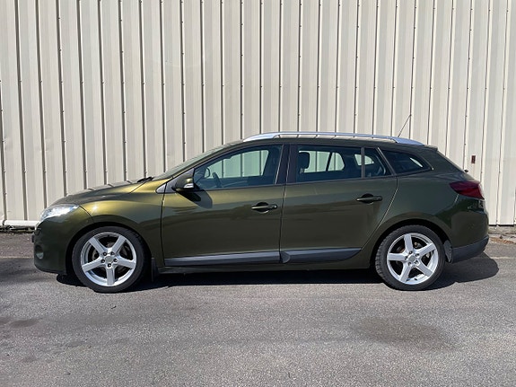 Renault Megane 2 of 9