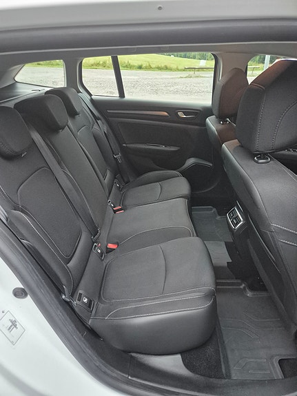 Renault Megane IV 7 of 11