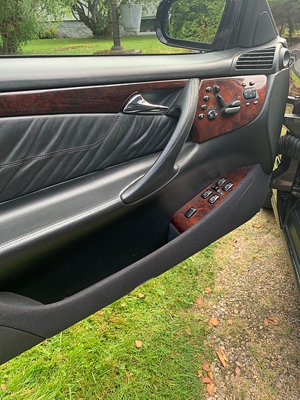 Mercedes-Benz CL500 7 of 9