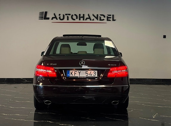 Mercedes-Benz E350 5 of 25