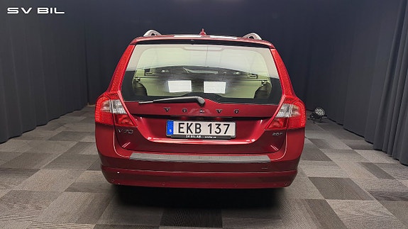 Volvo V70 5 of 25