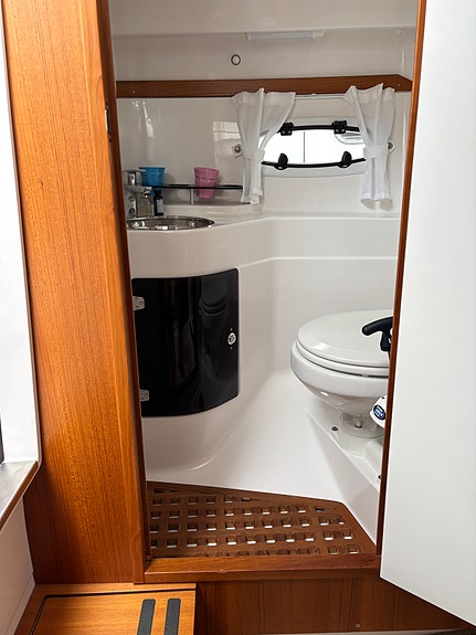 Aquador 27 HT årsmodell 2019 4 of 11