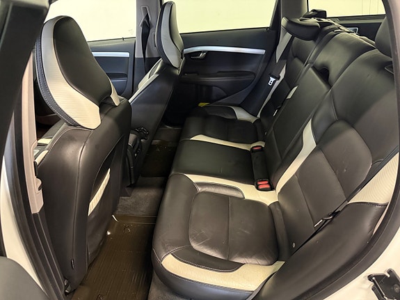 Volvo V70 20 of 24