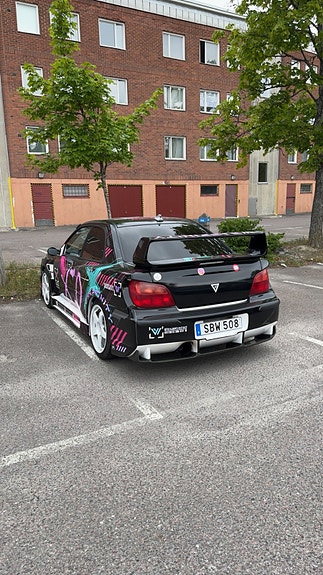 Subaru Impreza 2 of 10