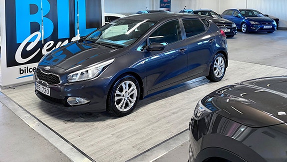 Kia Ceed 2 of 4