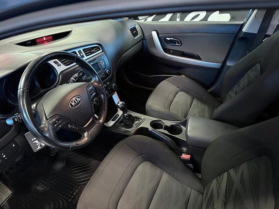 Kia Ceed 4 of 4