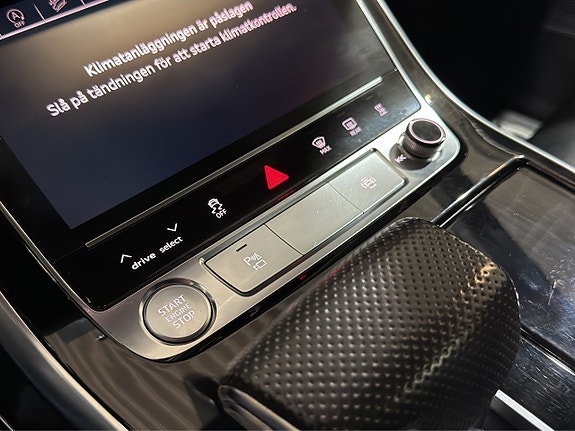 Audi Q8 24 of 30