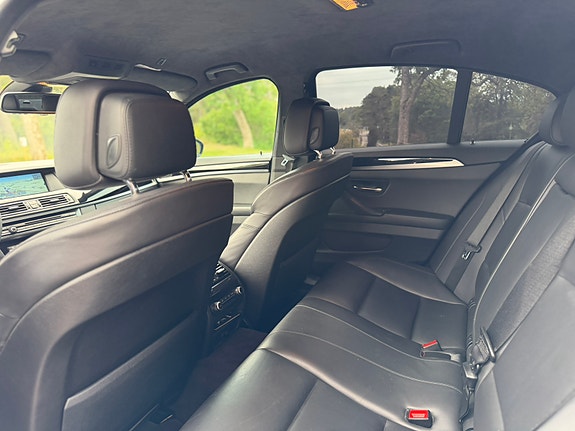 BMW M5 10 of 15