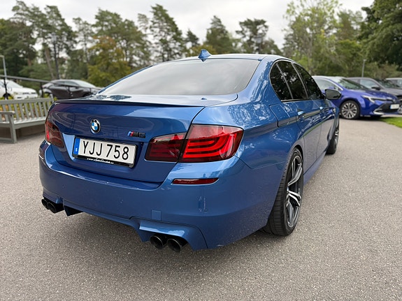 BMW M5 4 of 15