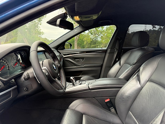 BMW M5 6 of 15