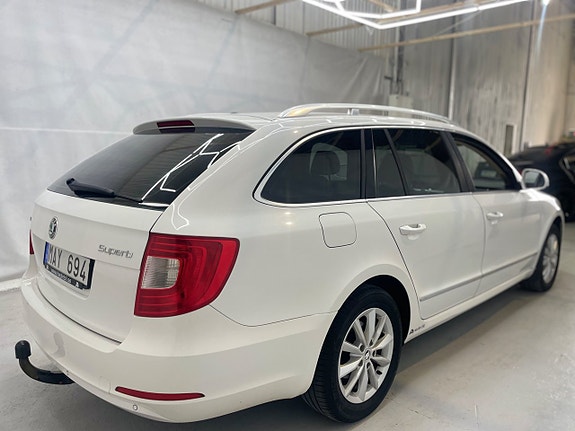 Skoda Superb 6 of 14