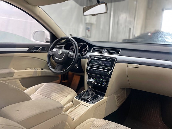 Skoda Superb 13 of 14