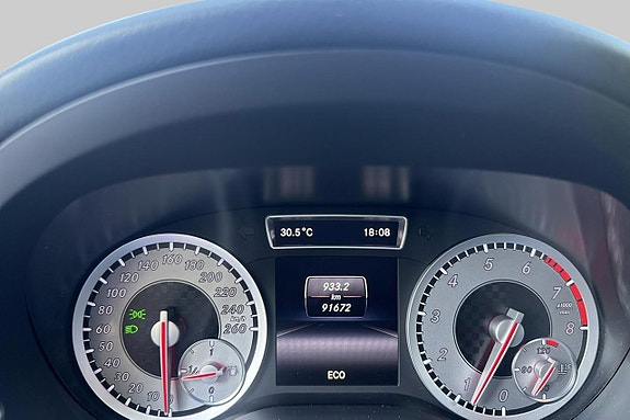 Mercedes-Benz A180 16 of 22