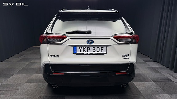 Toyota RAV4 5 of 30