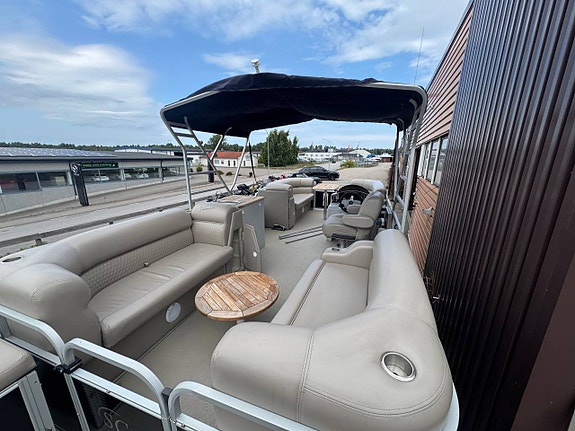 Nordic Caretta 7m - Mercury F100 CT 3 of 12