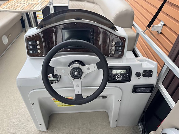 Nordic Caretta 7m - Mercury F100 CT 7 of 12
