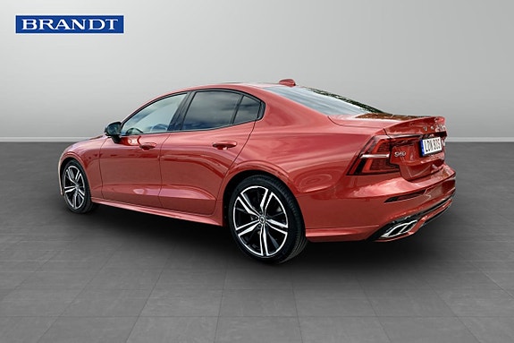 Volvo S60 2 of 10