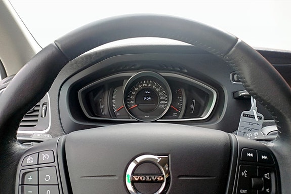 Volvo V40 Cross Country 7 of 10