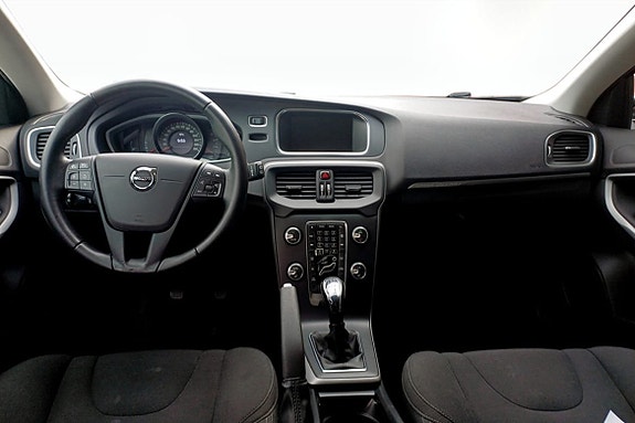 Volvo V40 Cross Country 4 of 10