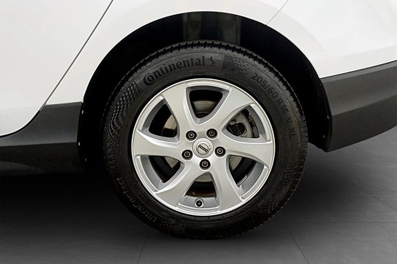 Volvo V40 Cross Country 10 of 10