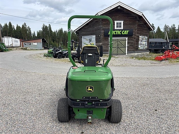 John Deere 1445 5 of 5