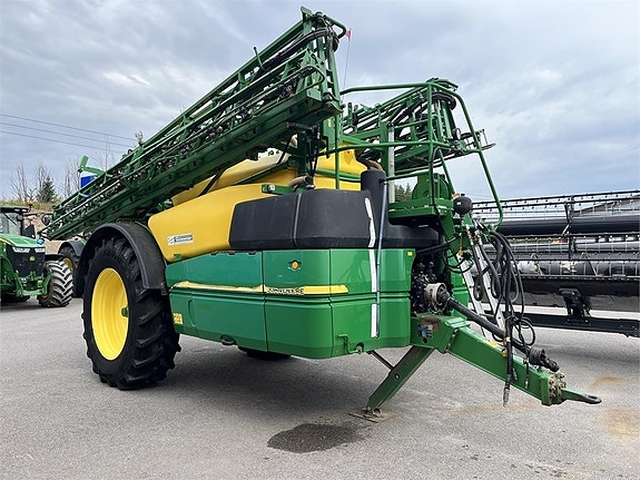 John Deere R962 2 of 5