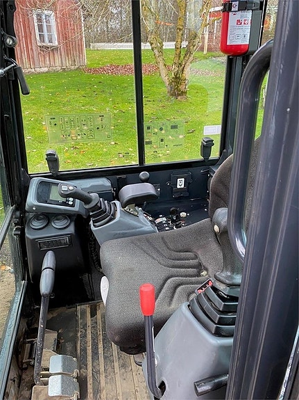 Yanmar VIO26 GRÄVARE 5 of 8