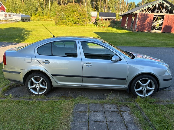 Skoda Octavia 6 of 10
