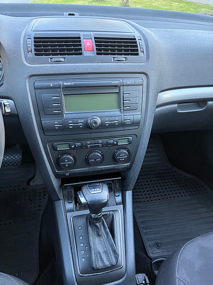 Skoda Octavia 9 of 10