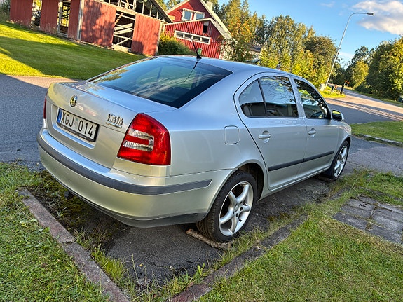 Skoda Octavia 5 of 10