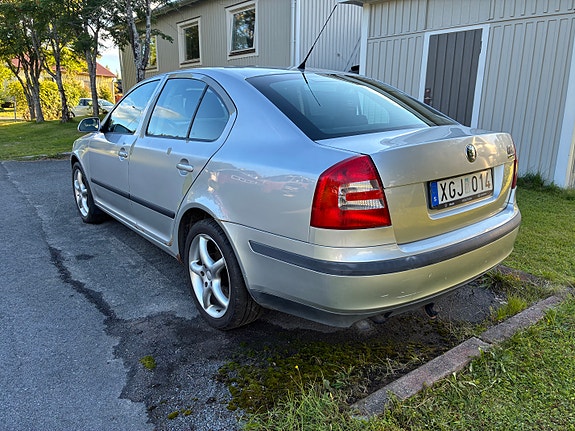 Skoda Octavia 3 of 10