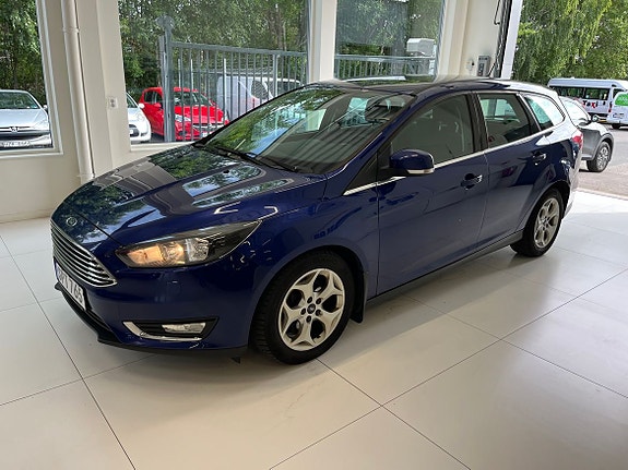 Ford Focus 2 of 8