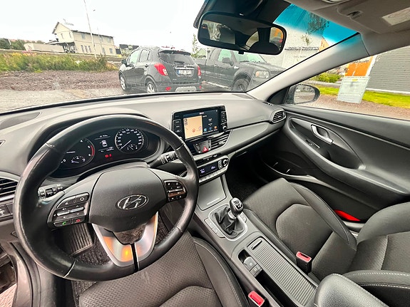 Hyundai i30 5 of 6