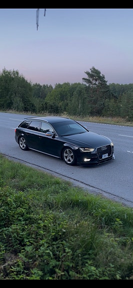 Audi A4 2 of 13