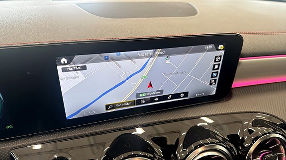 Mercedes-Benz CLA250 15 of 16