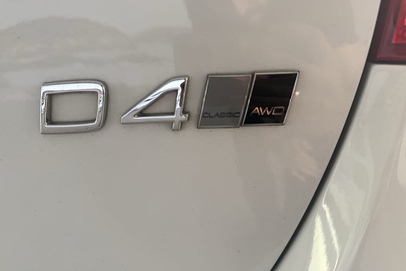 Volvo V60 Cross Country 9 of 18