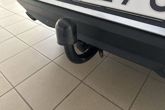 Volvo V40 15 of 19