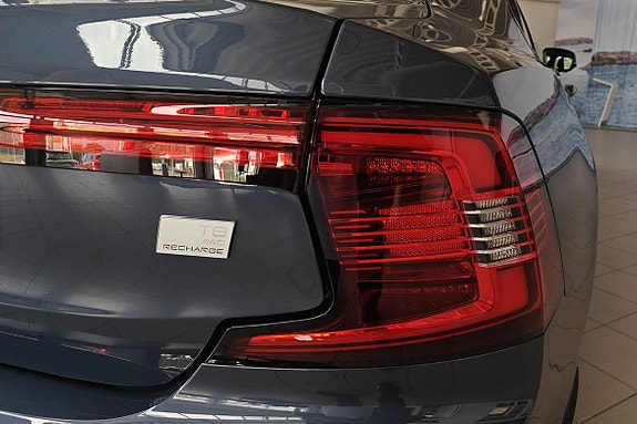 Volvo S90 21 of 26